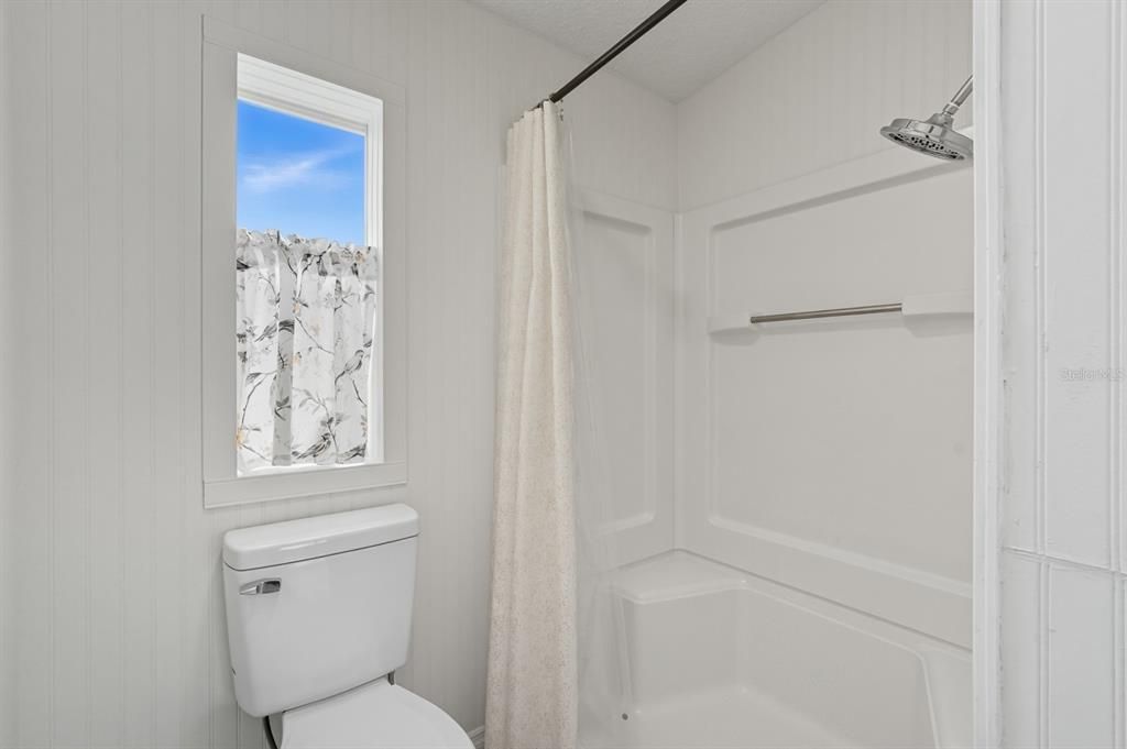 Active With Contract: $170,000 (2 beds, 2 baths, 1203 Square Feet)