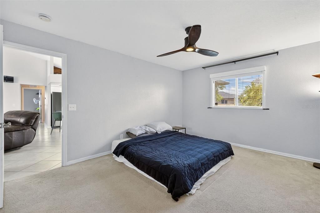 En Venta: $285,000 (4 camas, 2 baños, 1712 Pies cuadrados)