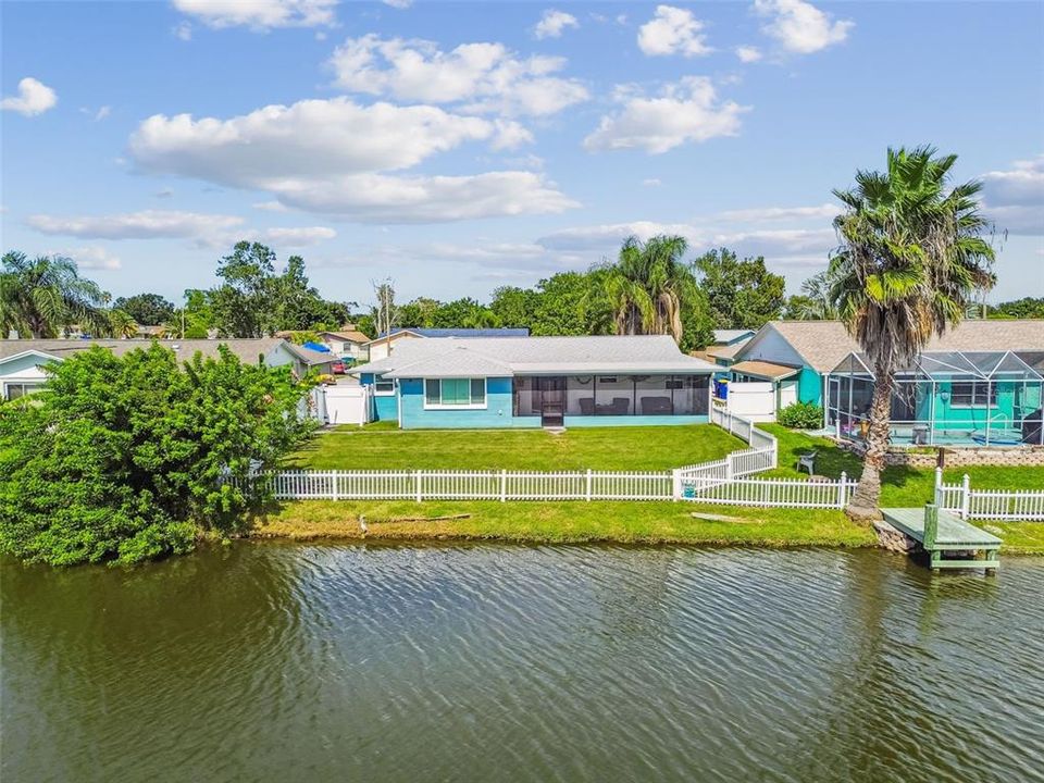 For Sale: $375,000 (2 beds, 2 baths, 1126 Square Feet)