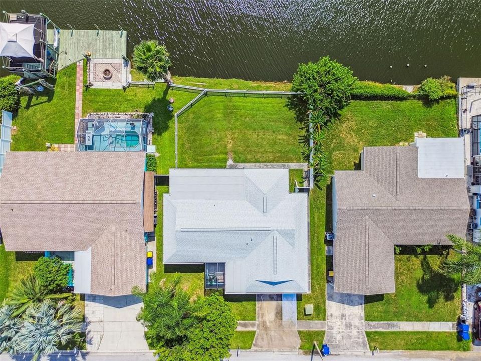 For Sale: $375,000 (2 beds, 2 baths, 1126 Square Feet)