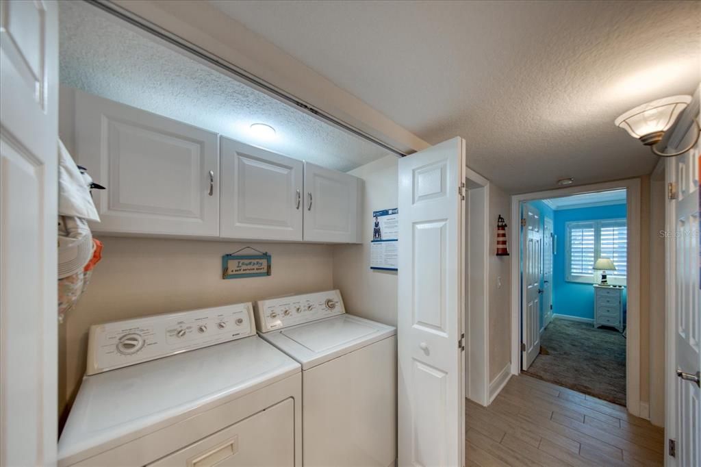 合同活跃: $999,000 (2 贝兹, 2 浴室, 1186 平方英尺)