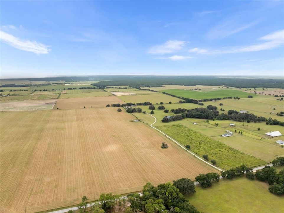 For Sale: $1,095,000 (3 beds, 2 baths, 2200 Square Feet)