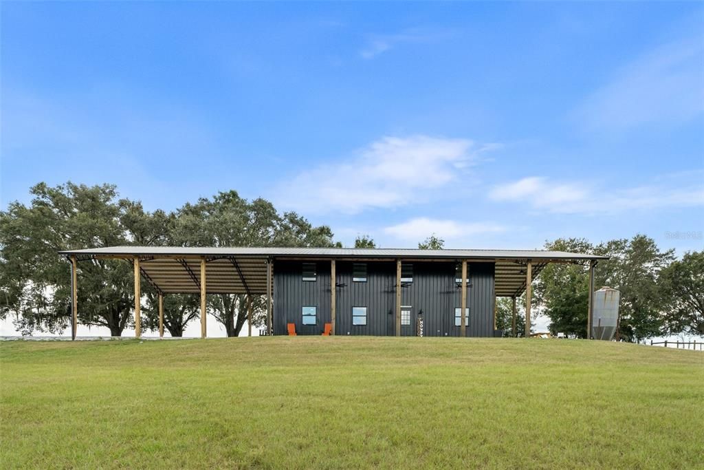 For Sale: $1,095,000 (3 beds, 2 baths, 2200 Square Feet)