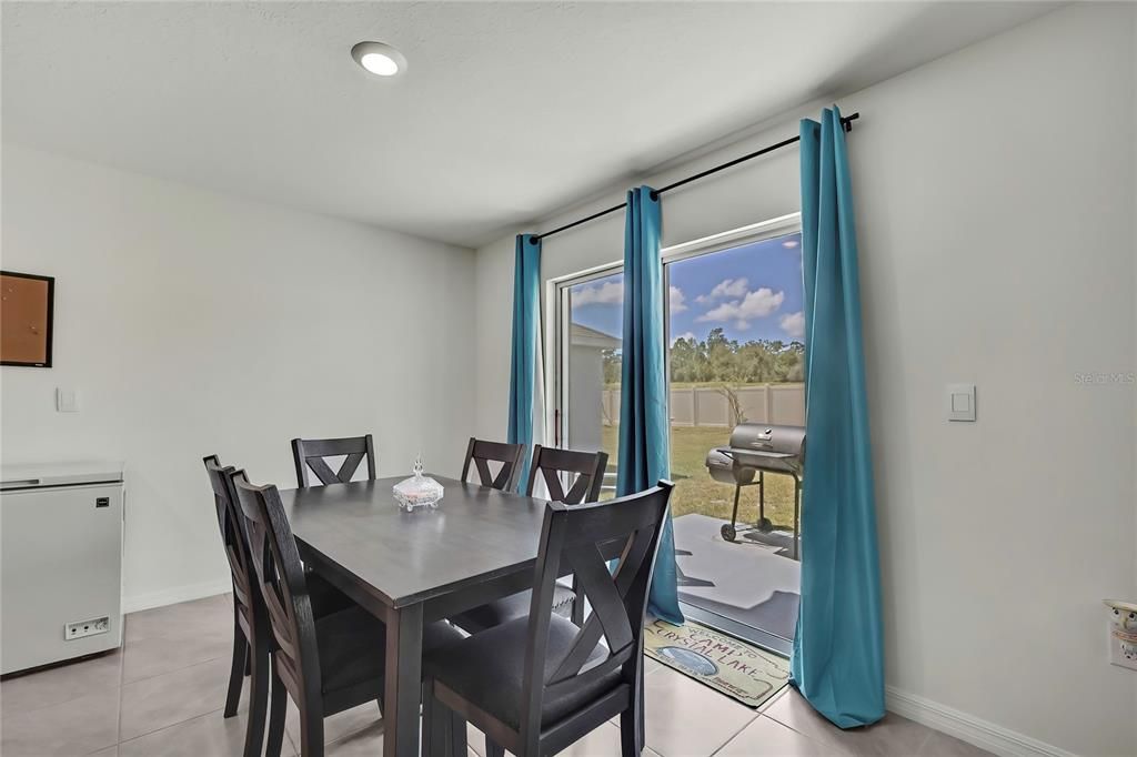 Active With Contract: $365,000 (5 beds, 3 baths, 2605 Square Feet)