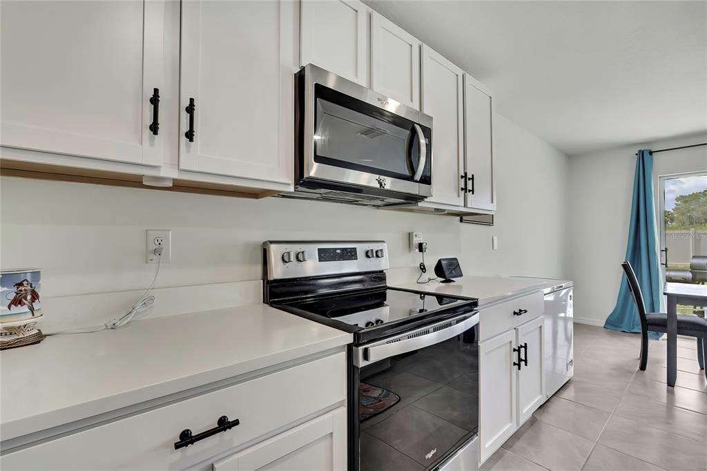Active With Contract: $365,000 (5 beds, 3 baths, 2605 Square Feet)
