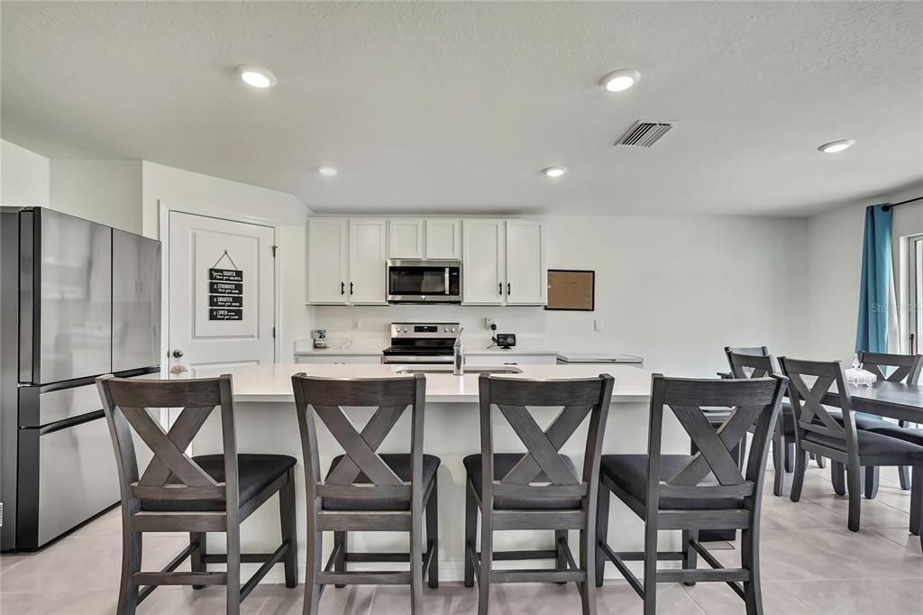 Active With Contract: $365,000 (5 beds, 3 baths, 2605 Square Feet)