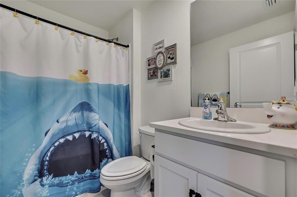 Active With Contract: $365,000 (5 beds, 3 baths, 2605 Square Feet)