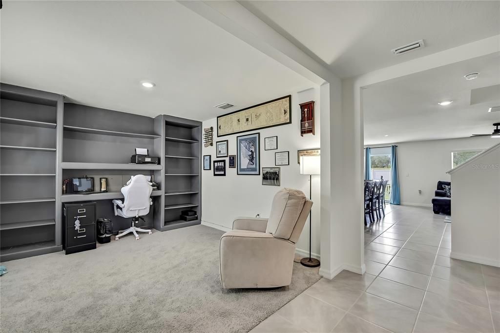 Active With Contract: $365,000 (5 beds, 3 baths, 2605 Square Feet)