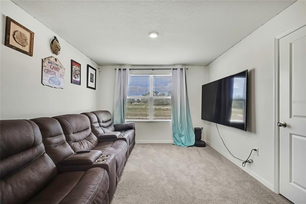 Active With Contract: $365,000 (5 beds, 3 baths, 2605 Square Feet)