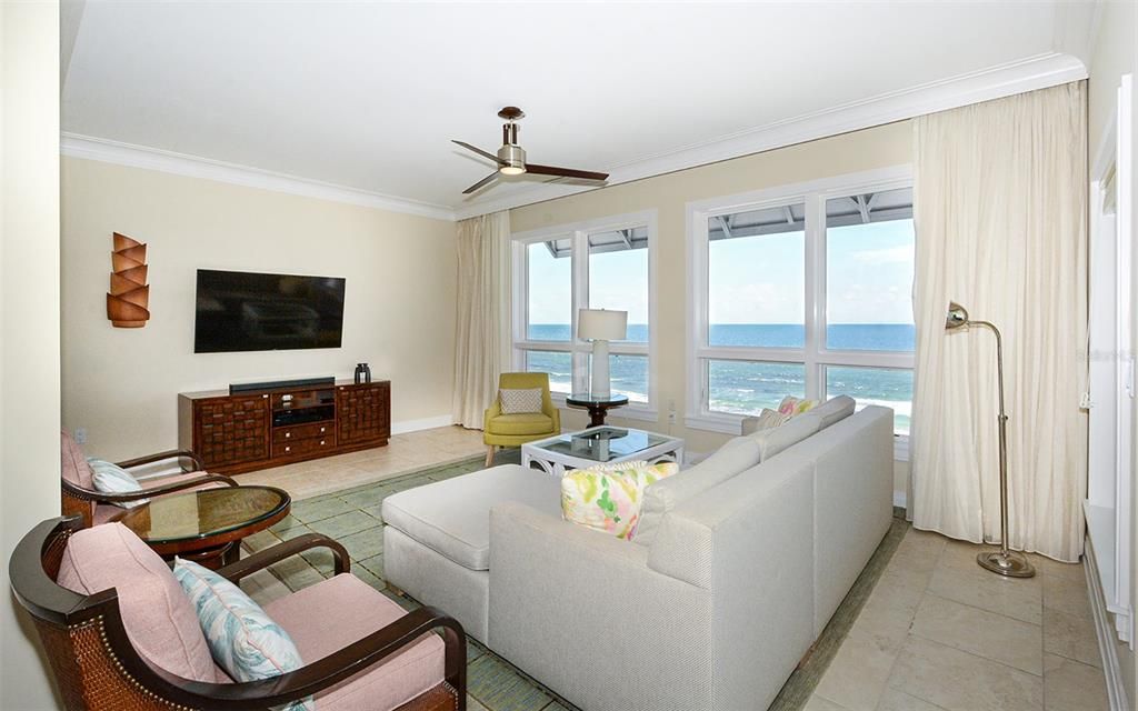 For Sale: $35,000 (4 beds, 4 baths, 2625 Square Feet)