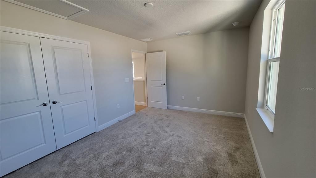 For Sale: $414,900 (3 beds, 2 baths, 1916 Square Feet)