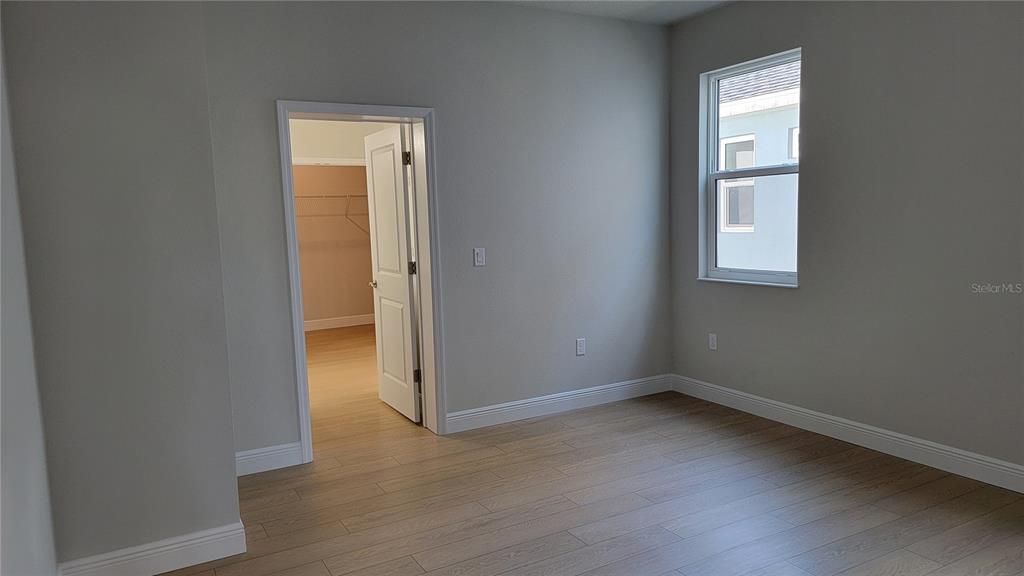 For Sale: $414,900 (3 beds, 2 baths, 1916 Square Feet)