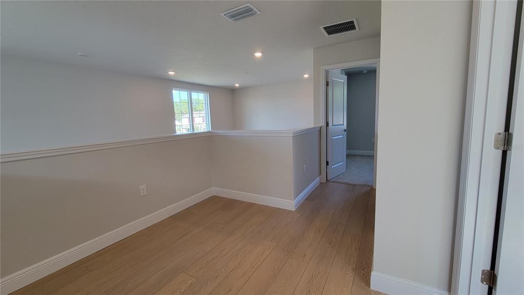 For Sale: $414,900 (3 beds, 2 baths, 1916 Square Feet)