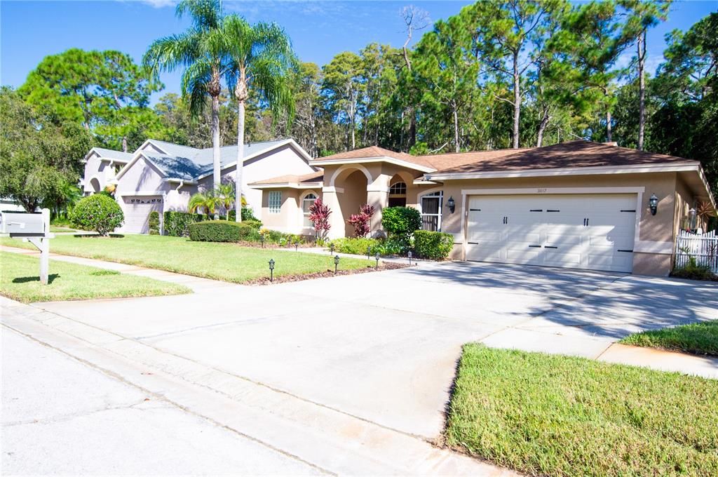 Activo con contrato: $509,900 (3 camas, 2 baños, 1852 Pies cuadrados)