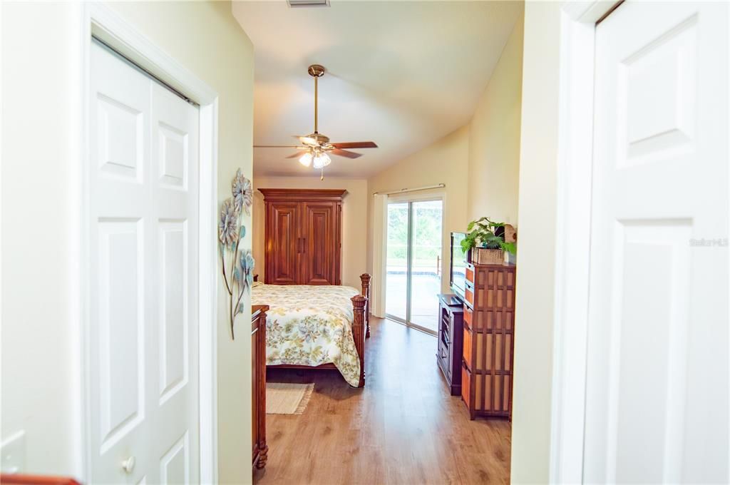 Activo con contrato: $509,900 (3 camas, 2 baños, 1852 Pies cuadrados)