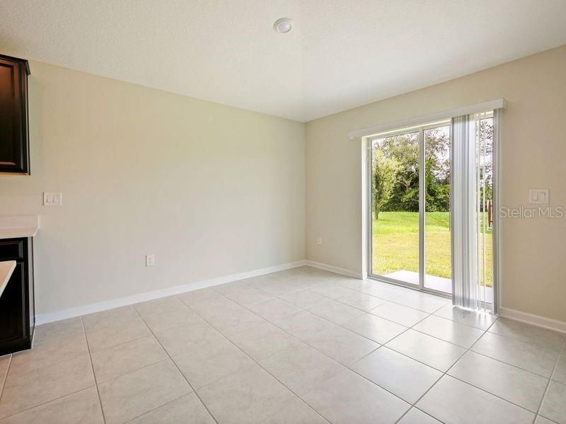 В аренду: $2,400 (3 спален, 2 ванн, 1922 Квадратных фут)