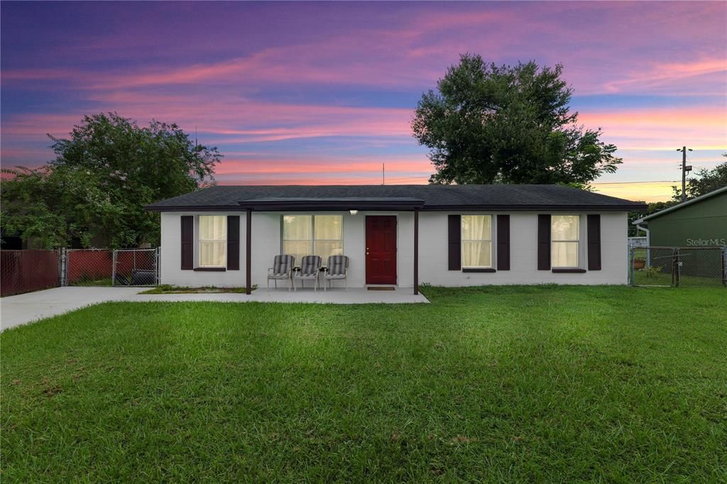 Recently Sold: $235,000 (4 beds, 2 baths, 1247 Square Feet)