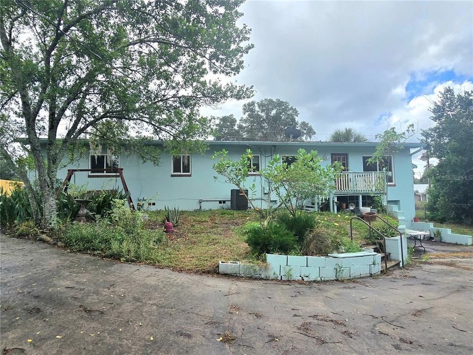 Active With Contract: $245,000 (3 beds, 2 baths, 1476 Square Feet)