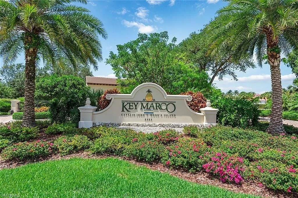 For Sale: $1,150,000 (0.53 acres)