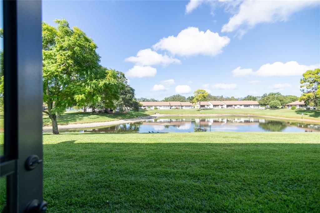 For Sale: $119,000 (2 beds, 2 baths, 1174 Square Feet)