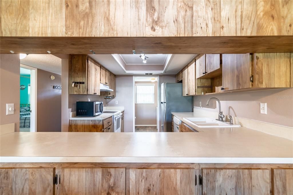 For Sale: $119,000 (2 beds, 2 baths, 1174 Square Feet)