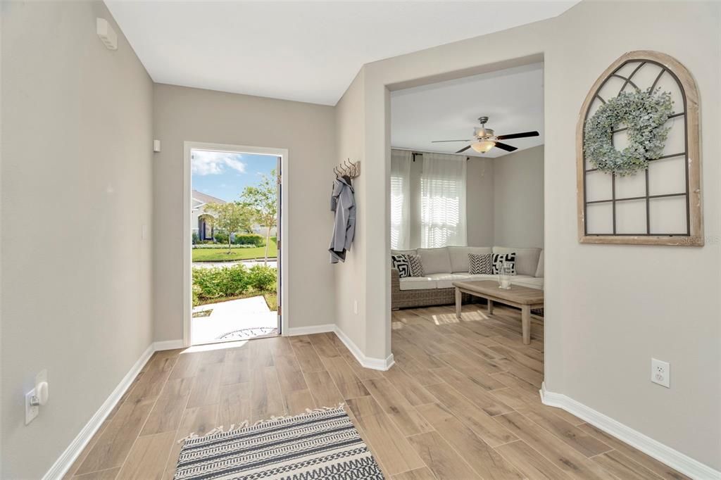 For Sale: $489,900 (4 beds, 2 baths, 3078 Square Feet)