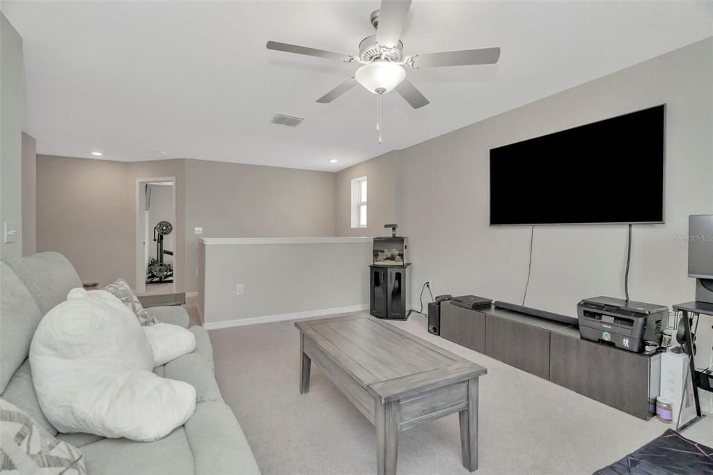 For Sale: $489,900 (4 beds, 2 baths, 3078 Square Feet)