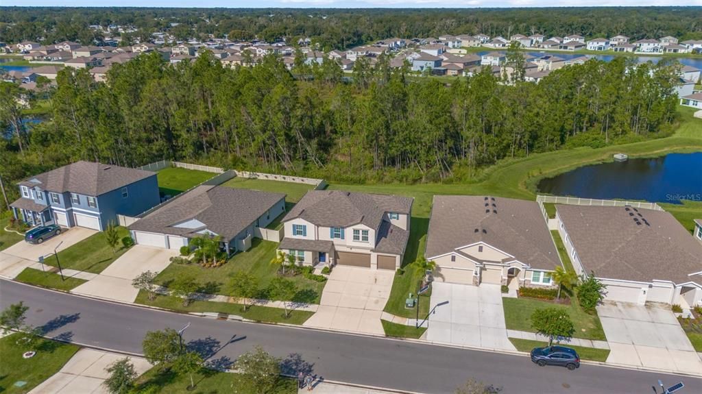 For Sale: $489,900 (4 beds, 2 baths, 3078 Square Feet)