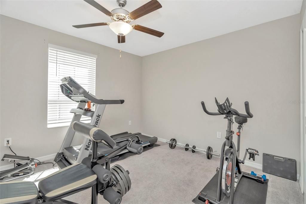 For Sale: $489,900 (4 beds, 2 baths, 3078 Square Feet)