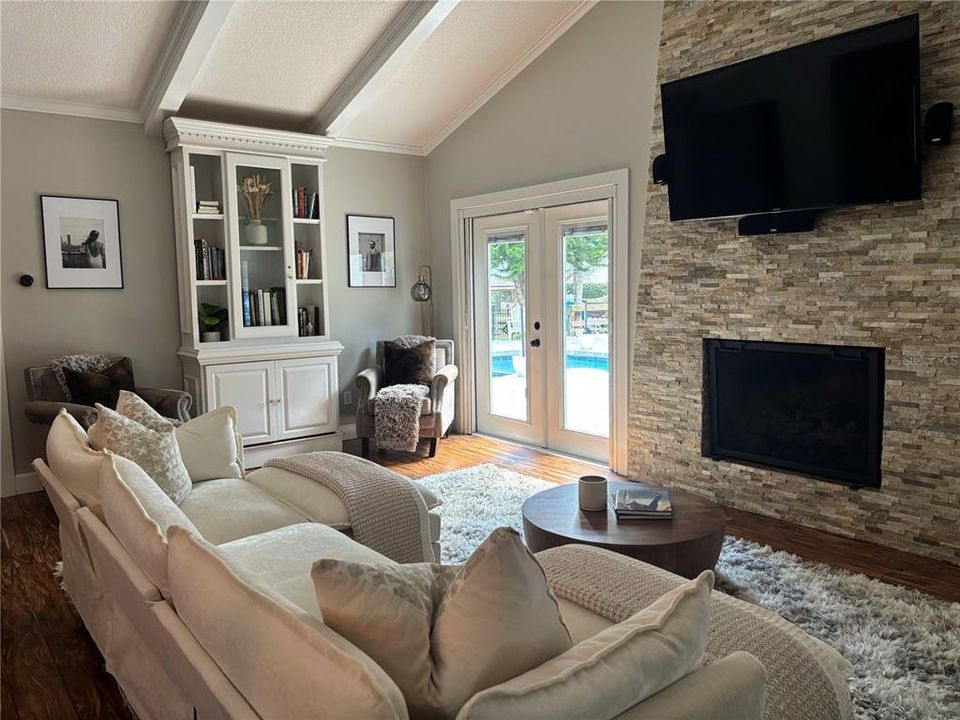 На продажу: $984,999 (3 спален, 2 ванн, 2109 Квадратных фут)