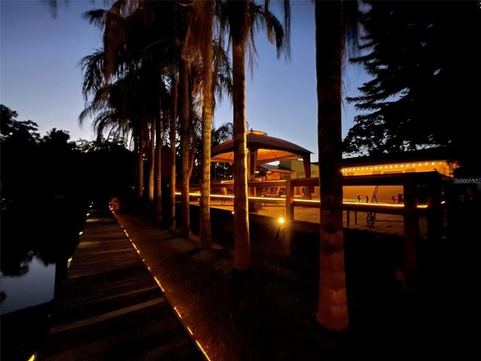 На продажу: $984,999 (3 спален, 2 ванн, 2109 Квадратных фут)