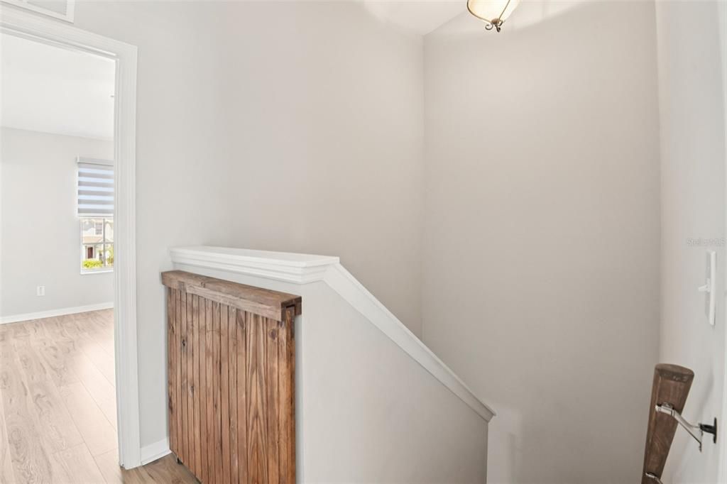 Active With Contract: $290,000 (3 beds, 3 baths, 1653 Square Feet)