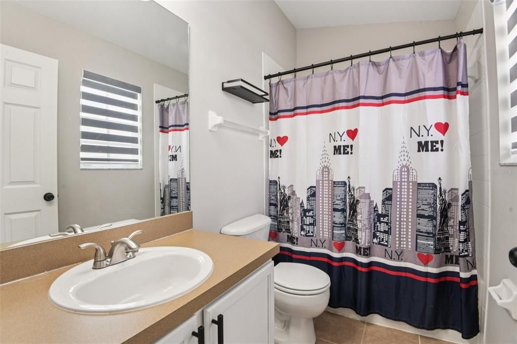 Active With Contract: $290,000 (3 beds, 3 baths, 1653 Square Feet)