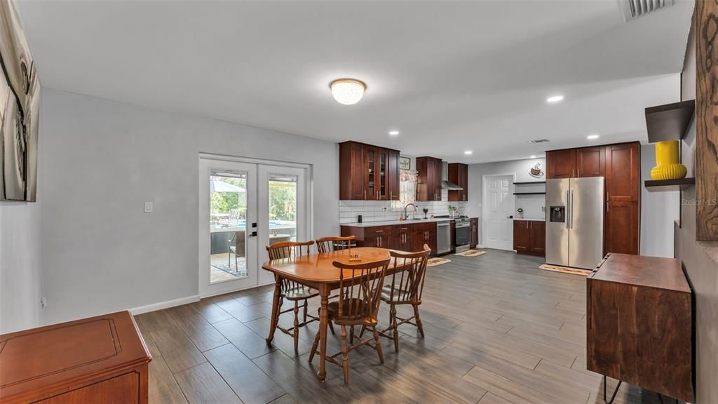 待售: $399,900 (3 贝兹, 2 浴室, 1835 平方英尺)