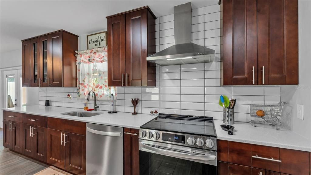 待售: $399,900 (3 贝兹, 2 浴室, 1835 平方英尺)