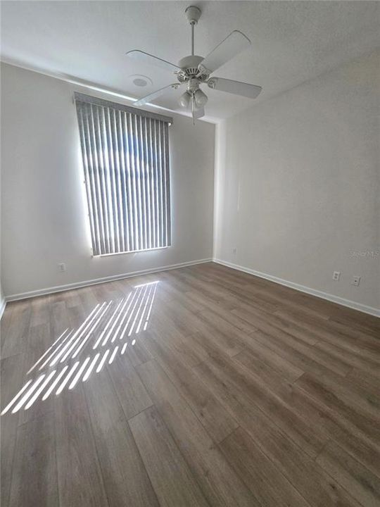 Active With Contract: $218,000 (2 beds, 2 baths, 1481 Square Feet)