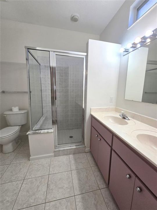 Active With Contract: $218,000 (2 beds, 2 baths, 1481 Square Feet)