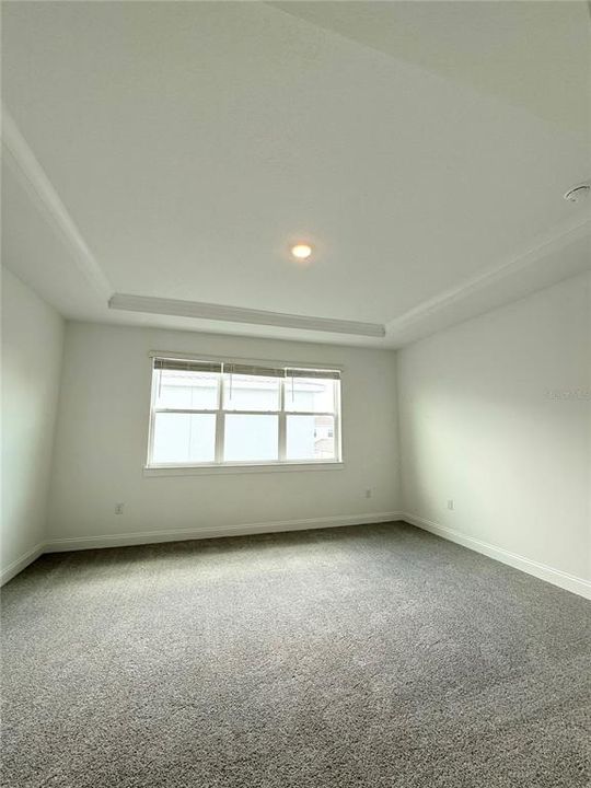 Active With Contract: $3,500 (5 beds, 4 baths, 2687 Square Feet)