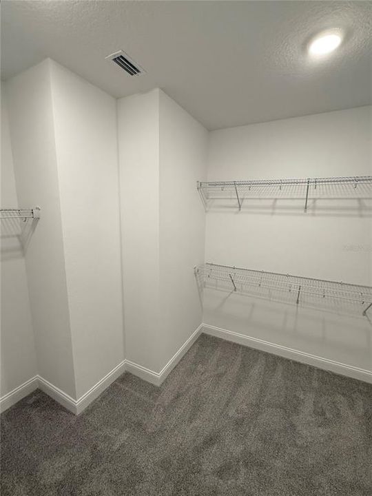 Active With Contract: $3,500 (5 beds, 4 baths, 2687 Square Feet)