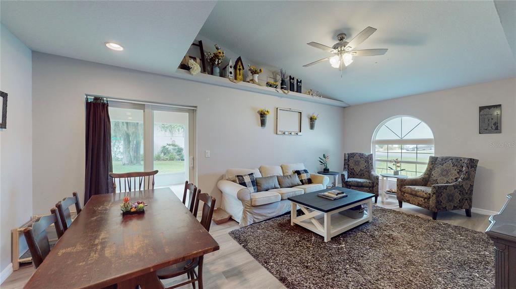 En Venta: $301,718 (3 camas, 2 baños, 1486 Pies cuadrados)