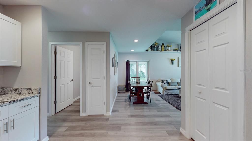 En Venta: $301,718 (3 camas, 2 baños, 1486 Pies cuadrados)