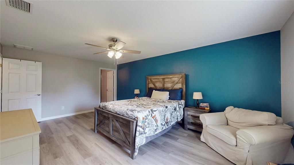 En Venta: $301,718 (3 camas, 2 baños, 1486 Pies cuadrados)