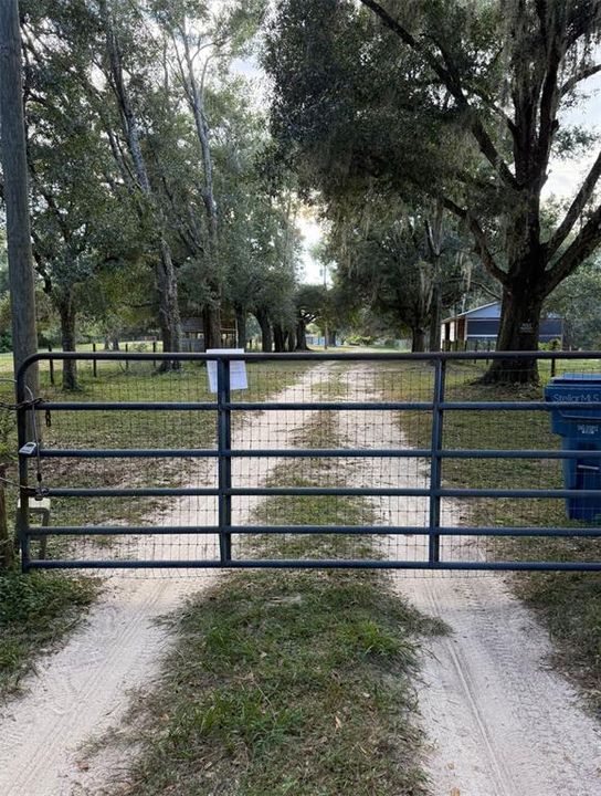 Vendido Recientemente: $495,000 (3 camas, 2 baños, 1712 Pies cuadrados)