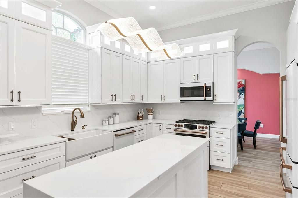 待售: $850,000 (3 贝兹, 2 浴室, 2131 平方英尺)