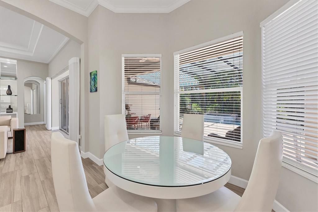 待售: $850,000 (3 贝兹, 2 浴室, 2131 平方英尺)