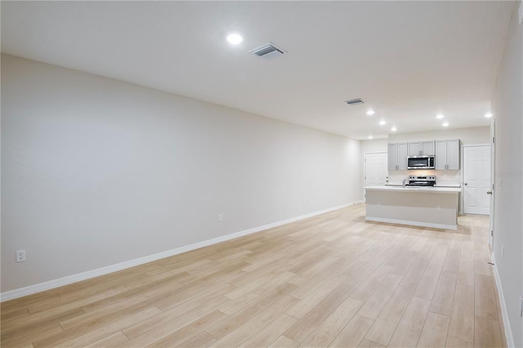 En Venta: $263,499 (3 camas, 2 baños, 1734 Pies cuadrados)