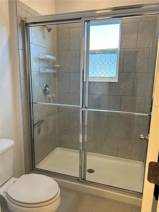 For Sale: $325,000 (3 beds, 2 baths, 1604 Square Feet)