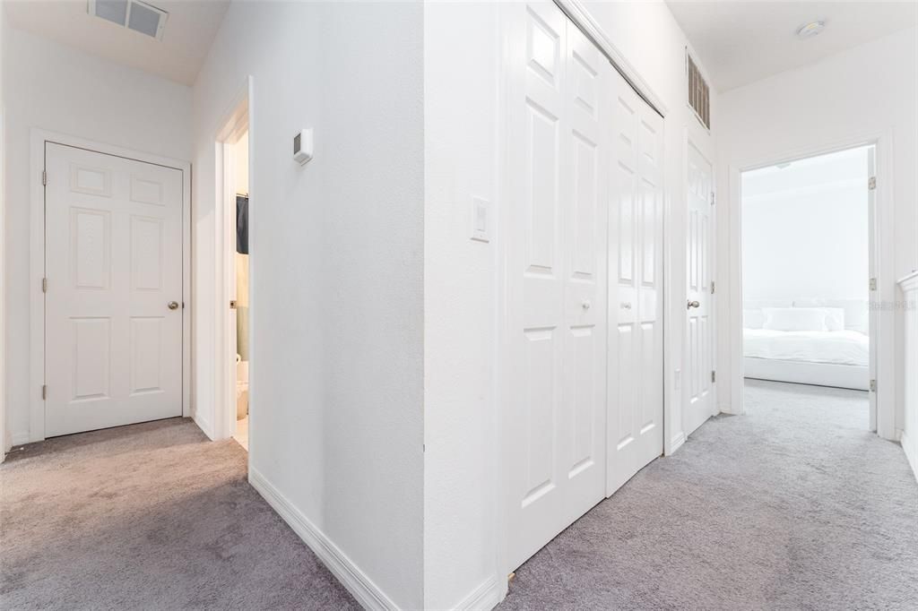 For Sale: $325,000 (3 beds, 2 baths, 1604 Square Feet)