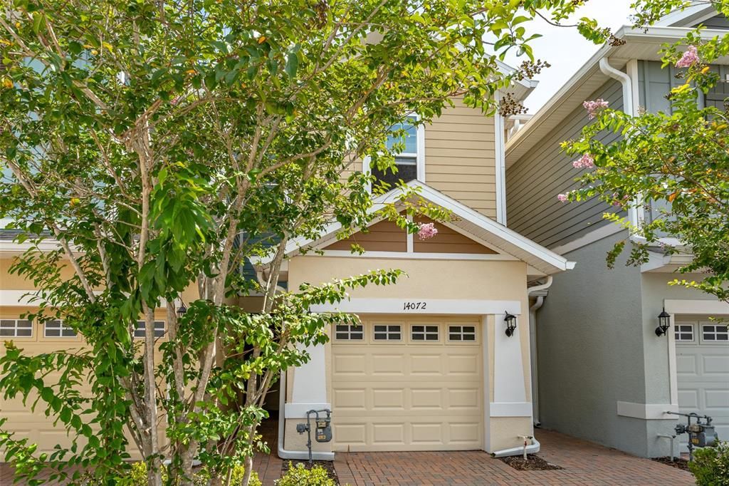 For Sale: $325,000 (3 beds, 2 baths, 1604 Square Feet)