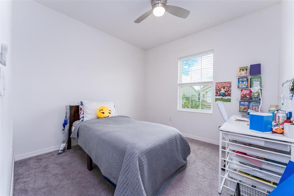 For Sale: $325,000 (3 beds, 2 baths, 1604 Square Feet)